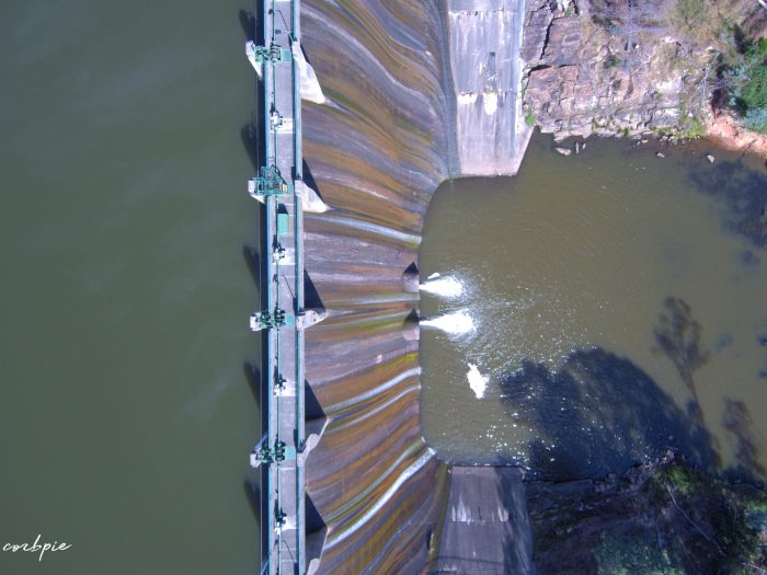 Lauriston reservoir dam wall from above 2