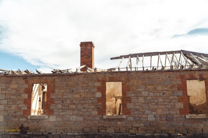derelict Cairn Curran house 19