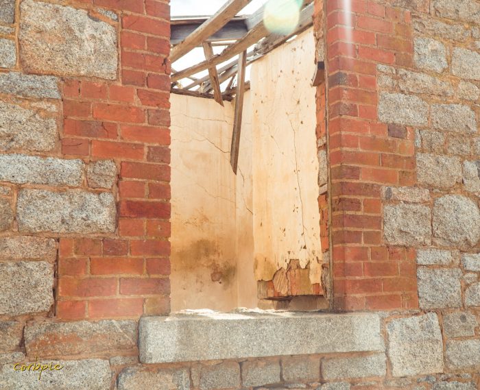 derelict Cairn Curran house 4