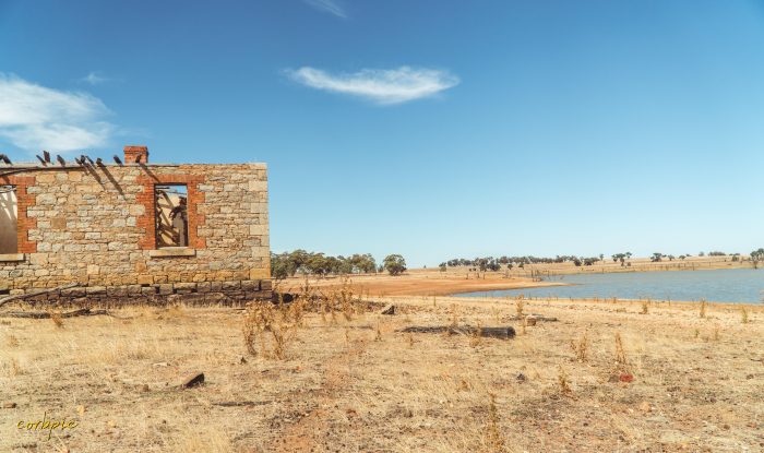 derelict Cairn Curran house 7