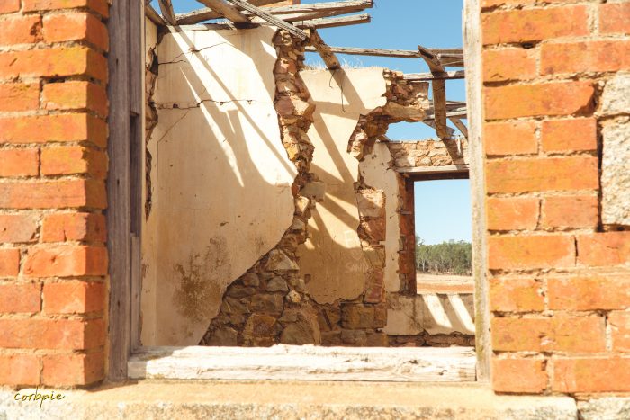 derelict Cairn Curran house 8
