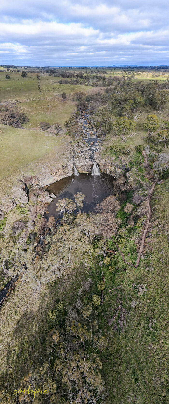 Turpins Falls drone vert 2