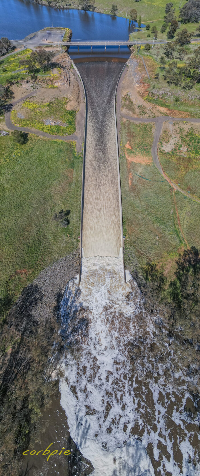 Lake Eppalock spilling drone vertical